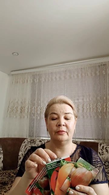 Сегодня посадила семена помидор на рассаду🍅 смотреть онлайн