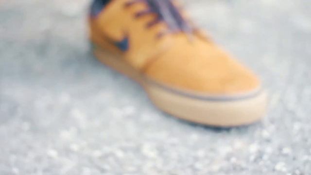 Janoski “Hazelnut Gum” смотреть онлайн