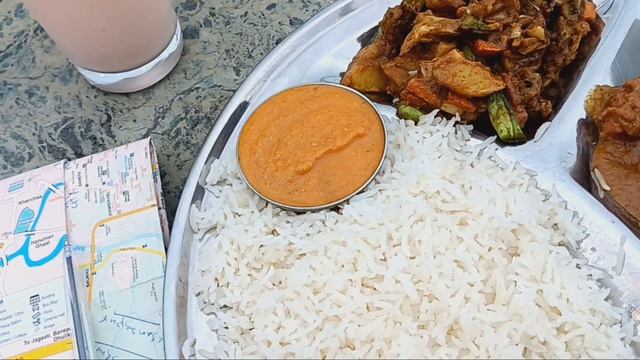 Papaya Smoothie And Lassi At Himalayan Cafe - Durbar Square - Kathmandu - Nepal - September 2023 смотреть онлайн