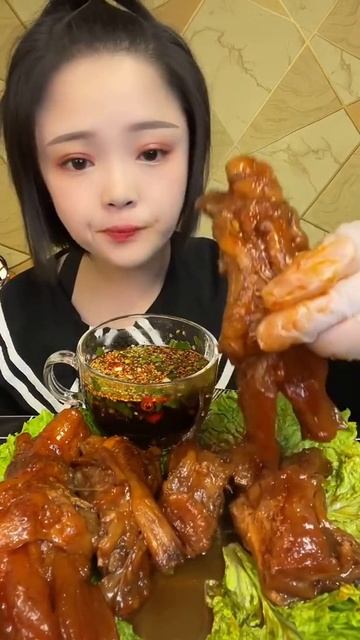 Вы не поверите, но нынешний хлеб может храниться шесть месяцев – в вашем желудке. смотреть онлайн