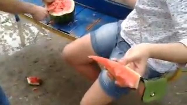 Мусорка :DDD смотреть онлайн