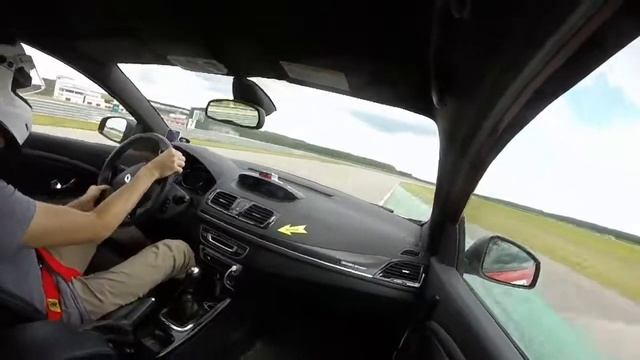 Нижегородское кольцо (Nring circuit) - Megane RS onboard 2016 смотреть онлайн