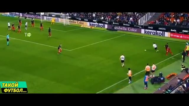 ЛУЧШИЕ ФУТБОЛЬНЫЕ ФИНТЫ ПОД МУЗЫКУ 2020 - ПОДБОРКА #1 | Роналду, Месси, Неймар, Мбаппе... смотреть онлайн