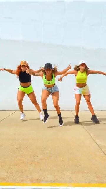 Problema - Daddy Yankee / @feepacheco, @agabiwanger e @alinemramos смотреть онлайн