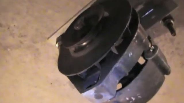 Лебедка в гараж своими руками или Монтажный ролик для троса