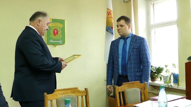 ГЛАВА БОГОРОДСКОГО ГОРОДСКОГО ОКРУГА ОФИЦИАЛЬНО ВСТУПИЛ В ДОЛЖНОСТЬ. смотреть онлайн