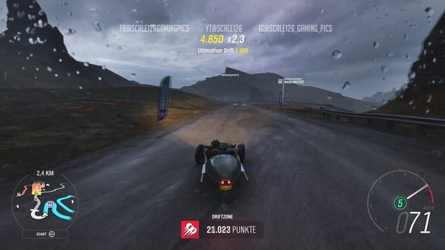 Forza Horizon 4 Uphill Race VS Downhill Drift 4K : La Ferrari VS Morgan Threewheeler смотреть онлайн