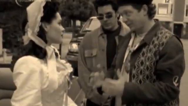 Athena Massey in Nash Bridges 2 смотреть онлайн