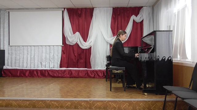 Павлова Полина, 13 лет, 7 класс, ДШИ р.п. Новые Бурасы (преп. Котова Е.В.)