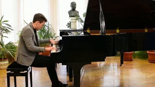Andrej Djordjevic plays S. Prokofiev: Suggestion diabolique смотреть онлайн