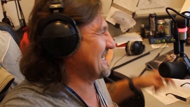 КАМТУГЕЗА на Radio Roks смотреть онлайн