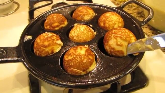 How to Make Lemon AEbleskivers prepared in a Lodge Cast Iron Pan смотреть онлайн