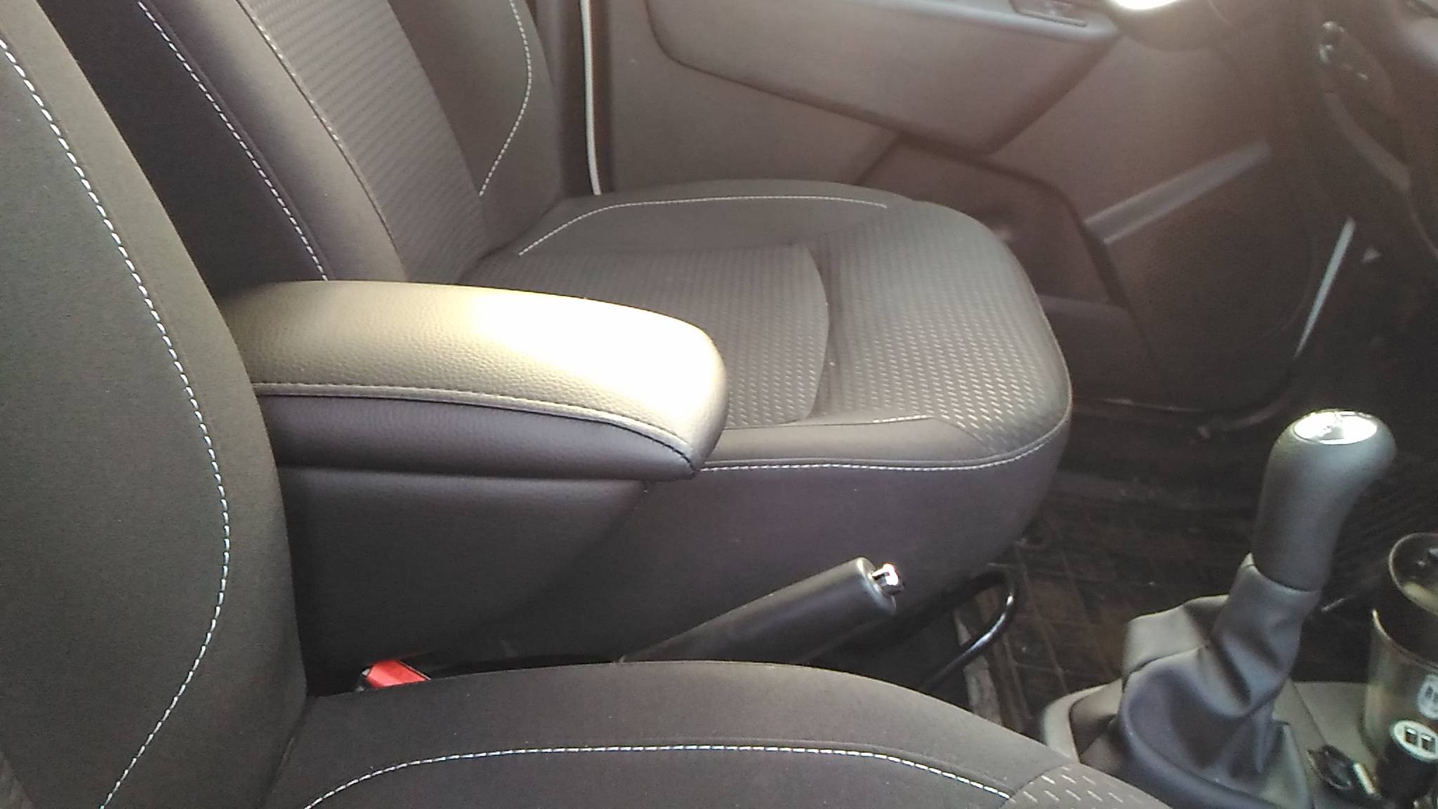 Подлокотник Рено Докер Renault Dokker смотреть онлайн