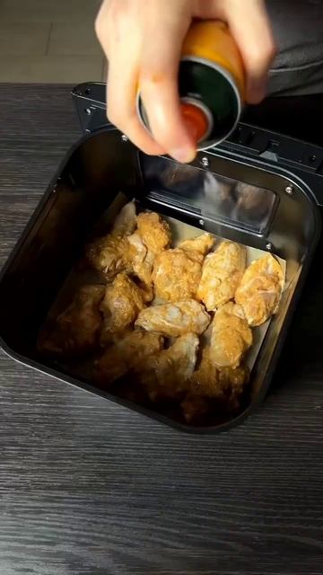 🍗 Чесночные куриные крылышки#обеды #ужины #горячее🗒 смотреть онлайн