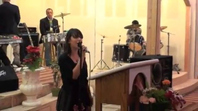 Pastor Victor Vasquez Iglesia El Verbo De Dios vanessa singing " espiritu santo " by rocio crooke смотреть онлайн