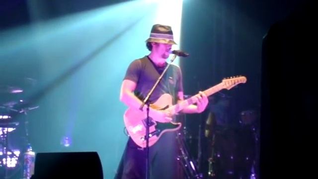 Jason Mraz canta Tudo Que Você Podia Ser - Milton Nascimento смотреть онлайн