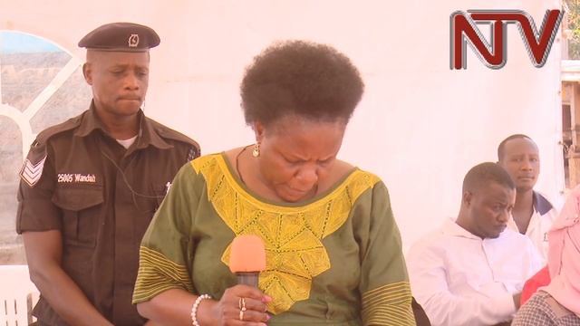 Minisita alagidde aba KCCA ne NEMA banyonyole engeri park ya takisi gyeyazimbibwamu mu lubigi смотреть онлайн