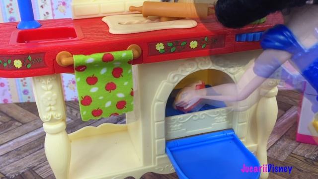 DISNEY PRINTESE ALBA CA ZAPADA SET DE BUCATARIE CU CUPTOR смотреть онлайн