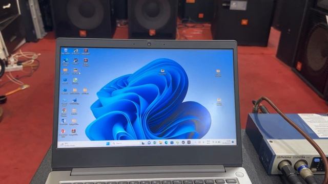Combo bộ hát víp Loa JBl 615. Súp 718S gửi xếp tổng dâu tên ở Bình Dương. Đt 0936.583.140 смотреть онлайн