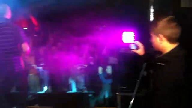 SUD SOUND SYSTEM & GHETTO EDEN ENE CUSSI.MOV смотреть онлайн