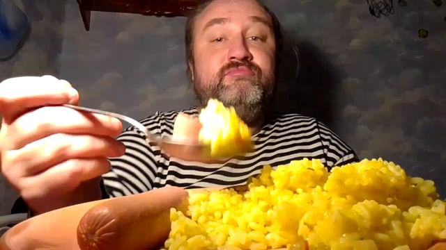 Тихий мукбанг. Добрый вечерочек. Рис с куркумой и сосиски. Обжор. Еда на камеру. смотреть онлайн