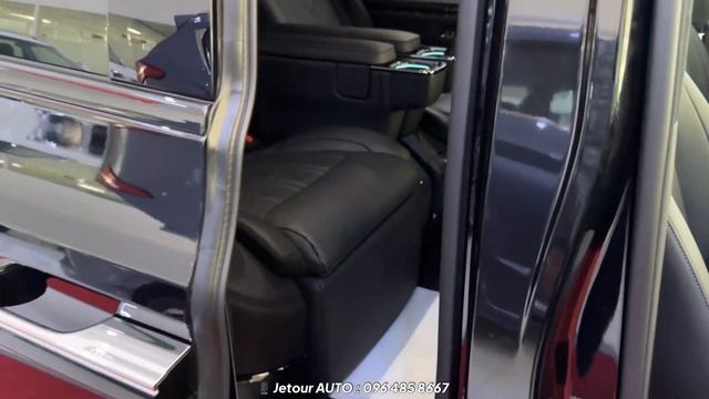 2024 ZEEKR 009 Black Color | Electric MPV 4WD ZEEKR 009 смотреть онлайн