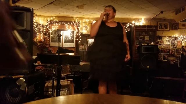 Chega de Saudade w/ scat solo @55 Bar смотреть онлайн