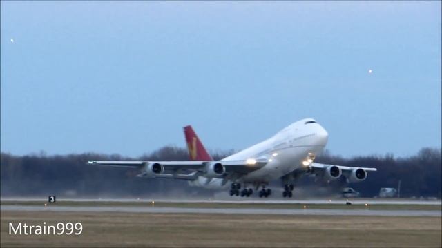 Fast Baltia 747-200 take off, YIP. смотреть онлайн