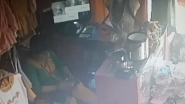 Mom Installs Camera, Sees Why She’s Always Tired смотреть онлайн