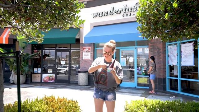 Trying The NEW Boba Ice Cream // Jasmine Green Tea w/ Sea Salt! смотреть онлайн