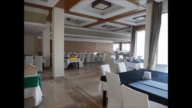 Royal Atlantis Spa & Resort
