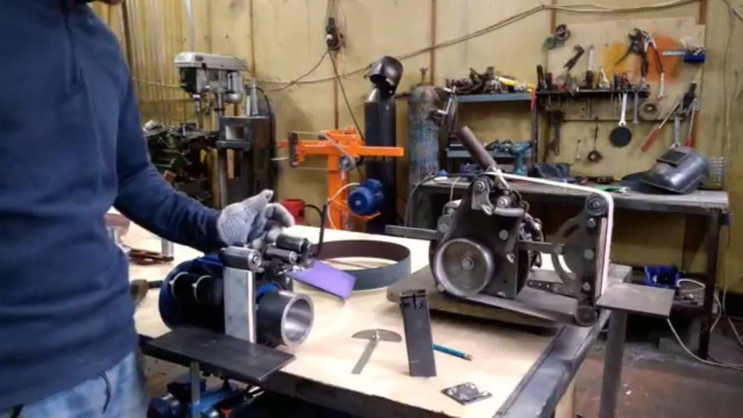 Сравнение_ленточных_гриндеров_＂Мастак＂_550Вт_и_＂Хозяин＂_1100Вт