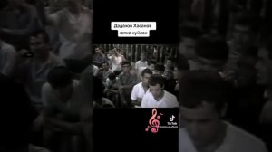 Дадахон Хасанов юпка куйлак кийипсан совкотмадинми