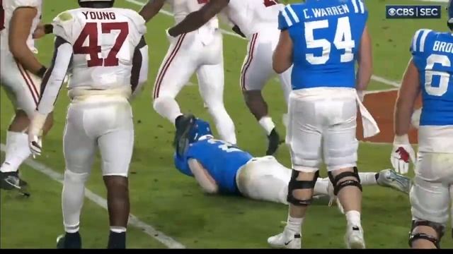 Bama's Dallas Turner DIRTY af late shove to Jaxson Dart head on ground смотреть онлайн