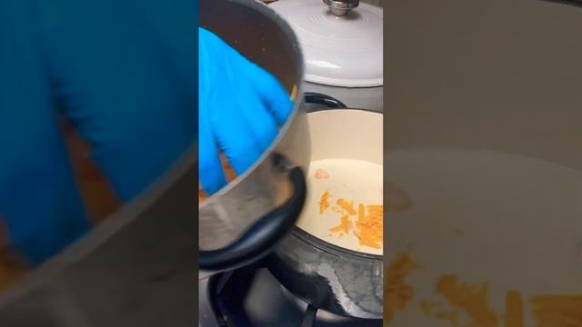 Cheese Sauce Recipe #cooking #cheesesaucerecipe #macandcheese #shorts #soulfood #cookingshorts смотреть онлайн