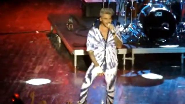 Adam Lambert - Trespassing, Moscow, 18.04.2016 смотреть онлайн