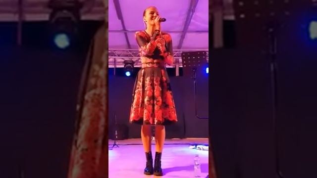 Most Múlik Pontosan.Péter Szabó Szilvia és Zenekara Akusztik Koncertje Zomba 2018.06.23. смотреть онлайн