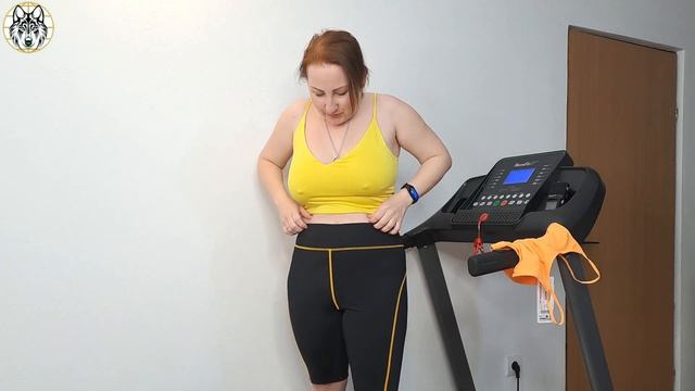 Try On. What Should I Choose? Treadmill. Sportswear. Mila Naturist.