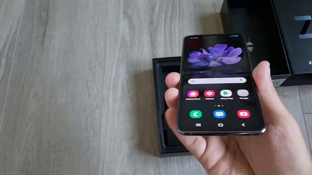 Samsung ZFLIP 5G recenzja смотреть онлайн