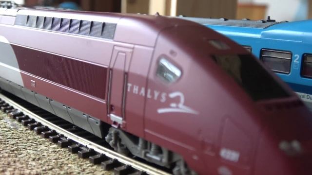 Quickshot, HO Lima analoog TGV Thalys #4331, 4 coach EMU смотреть онлайн