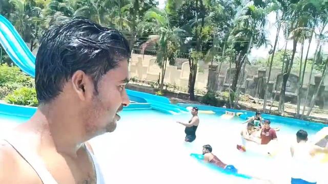 Savin Kingdom Water Park смотреть онлайн