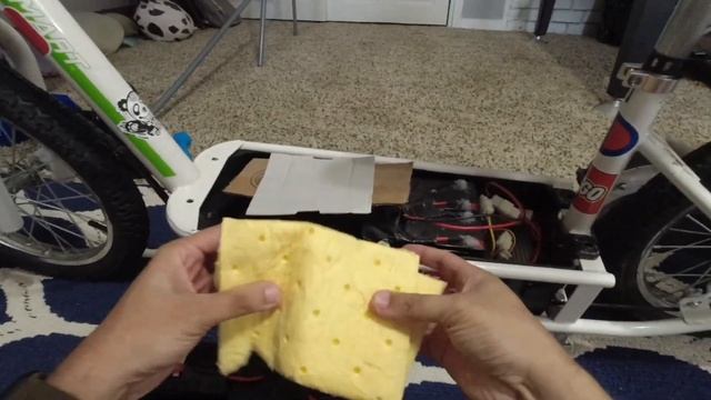 Razor scooter battery swap. Mighty Max смотреть онлайн