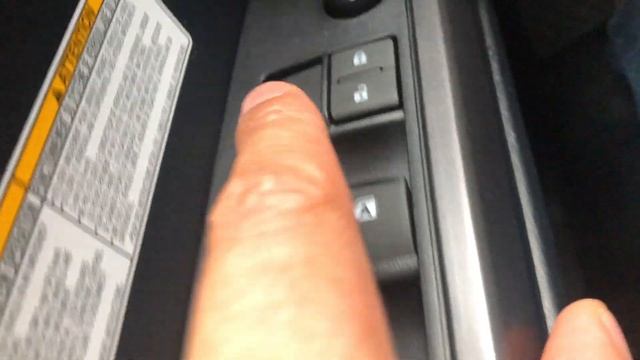 Toyota Tacoma – Window operation – how to open and close windows as well as lock them смотреть онлайн