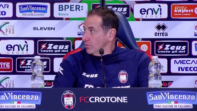 Mister Zauli alla vigilia di #CrotoneCatanzaro смотреть онлайн