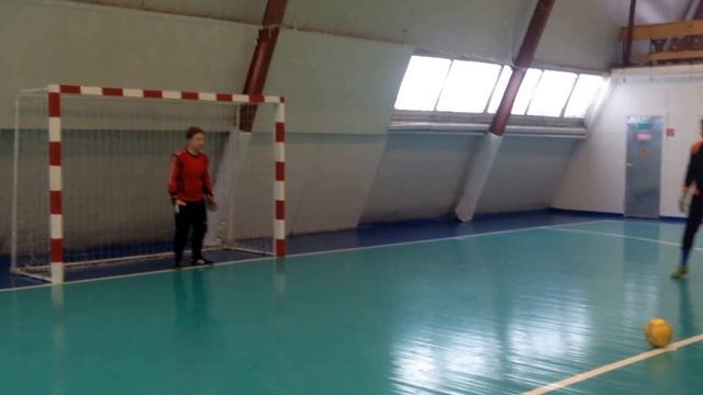МФЛ. 10.01.2016. 13-й тур. Финал. DreamTeam-Икарус (Серия пенальти. 2 часть) смотреть онлайн