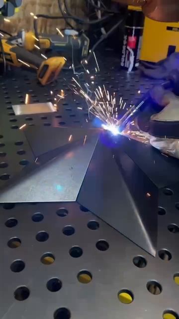 Делаем звезду к 23 февраля смотреть онлайн