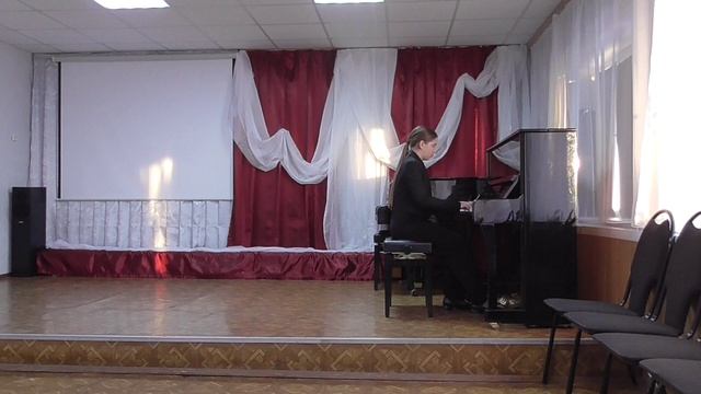 Павлова П, 13 лет, 7 класс, ДШИ р.п. Новые Бурасы (преп. Котова Е.В.)