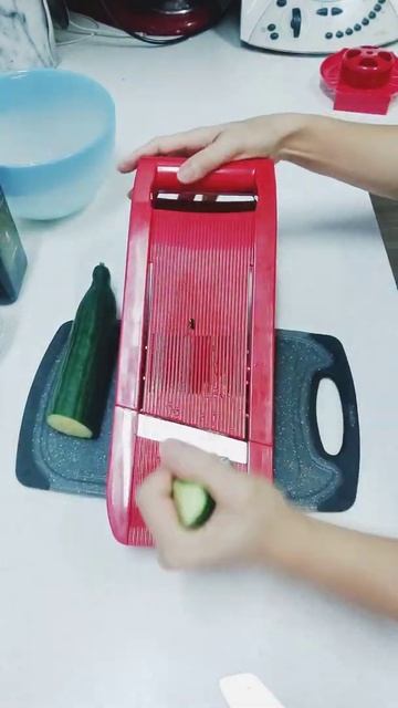 I made CUCUMBER SALAD | EASY SALAD RECIPE | Team Veve Jean #shorts смотреть онлайн