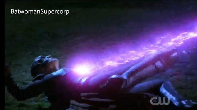 Supergirl Episode 100- Lena forgives Kara and dies at her hands.-alternate reality 3 смотреть онлайн