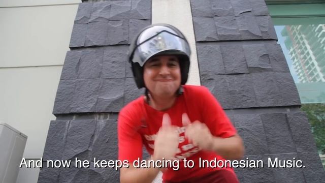 The Effects of Bubble Tea on White People (Music Video Parodi "Shake it off") смотреть онлайн